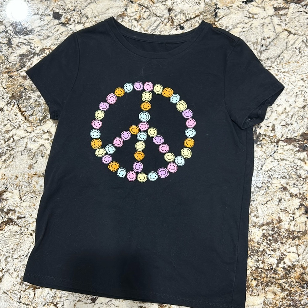 Cat & Jack tee nwot
